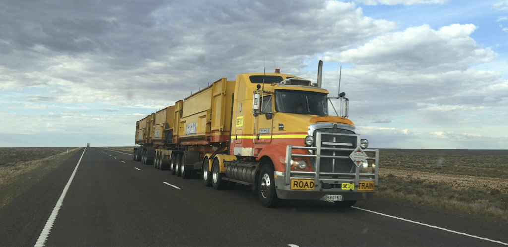 Navigating Kentucky 18-Wheeler Accidents: Why CDL Experience Matters